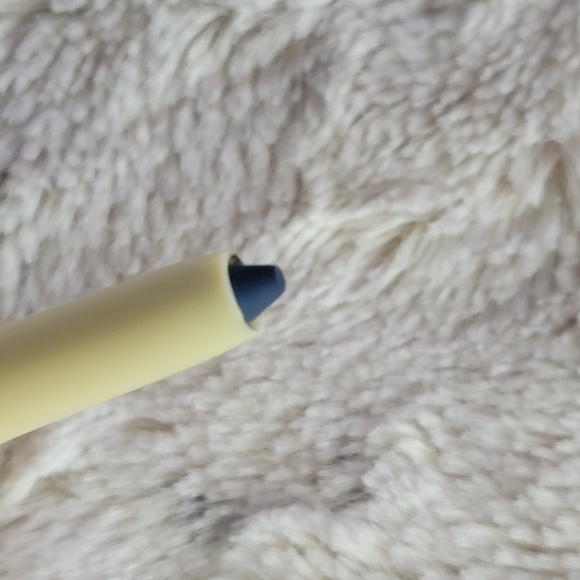 Style & Ease Shadow / Colour Stix ColourPop Cosmetics - Picture 3 of 11